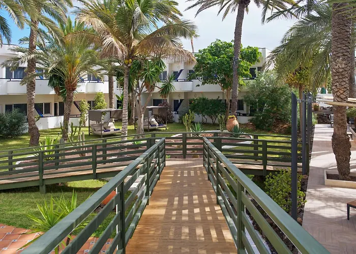 מלון H10 Ocean Dunas - Adults Only קורלחו
